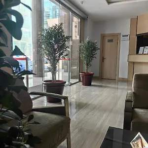 تحقق من التوفر